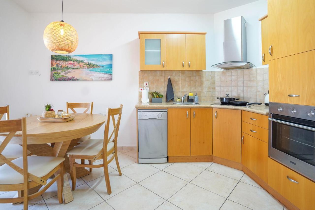 Two Bed Room Apartment 5 Min Walk To The Beach Eilat Exterior foto